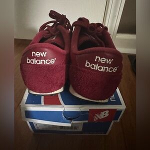Women New Balance sneakers
